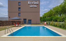 Kyriad Tours Sud - Ballan Mire